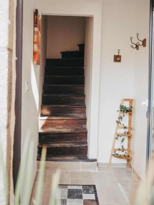 Appartement Avec Patio Saint Anne-dʼAuray Exterior foto